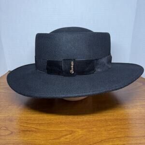 Comhatz Women’s Black Wool Hat Good Condition Sz Medium